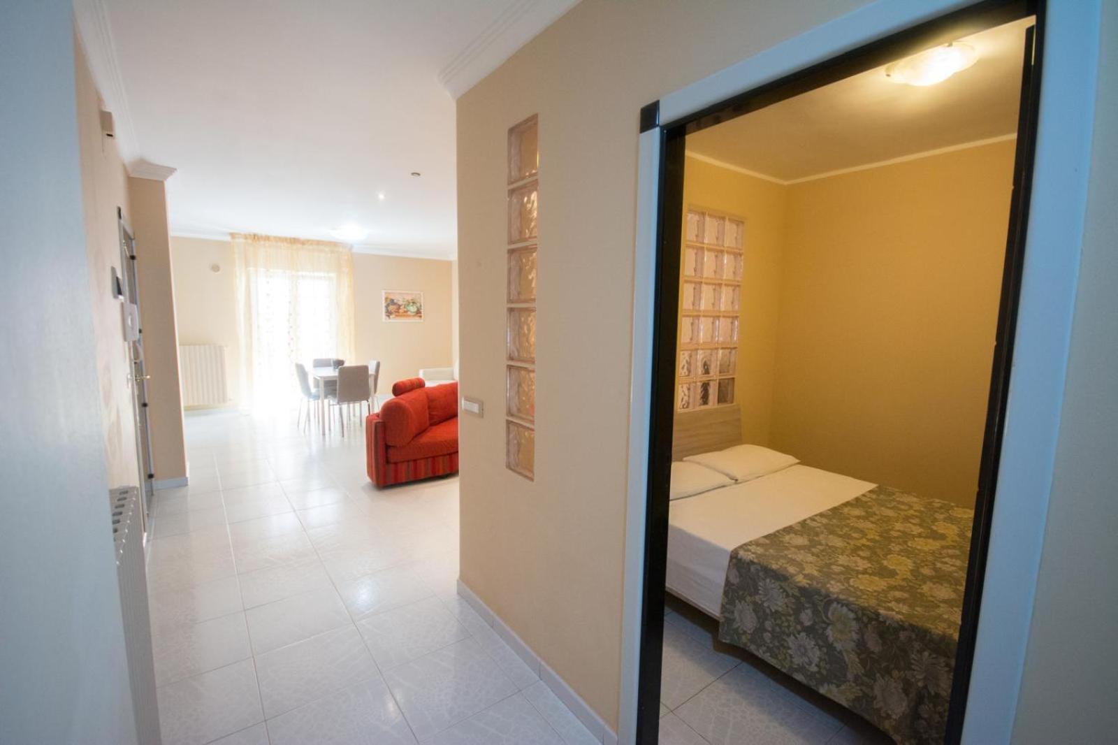 Al Vecchio Fontanile Bed & Breakfast Лезина Екстериор снимка