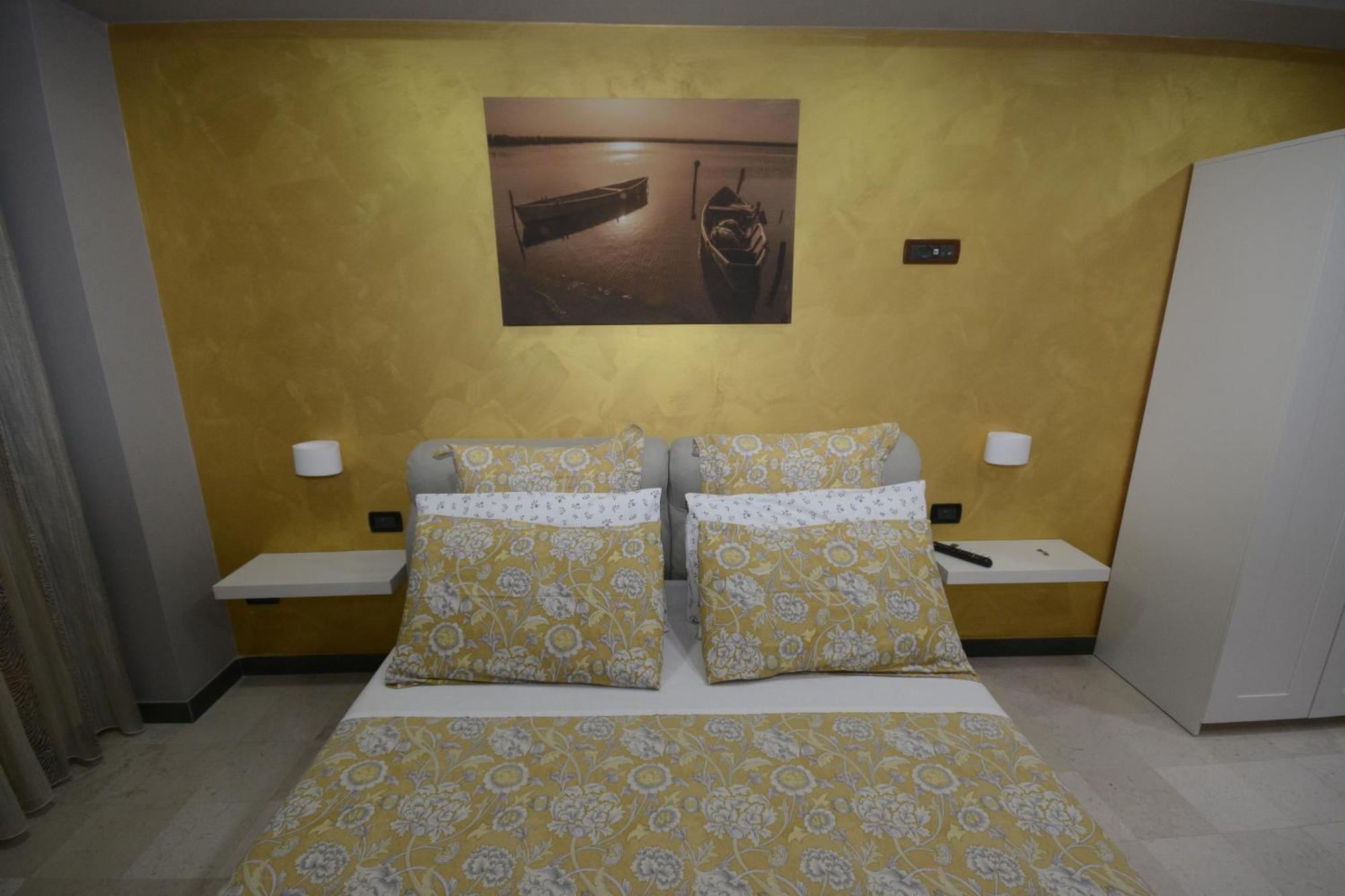 Al Vecchio Fontanile Bed & Breakfast Лезина Екстериор снимка