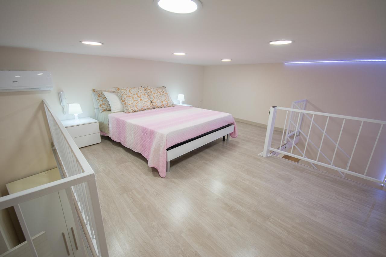 Al Vecchio Fontanile Bed & Breakfast Лезина Екстериор снимка