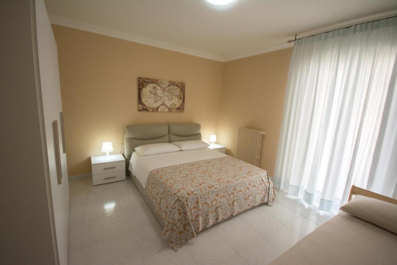 Al Vecchio Fontanile Bed & Breakfast Лезина Екстериор снимка