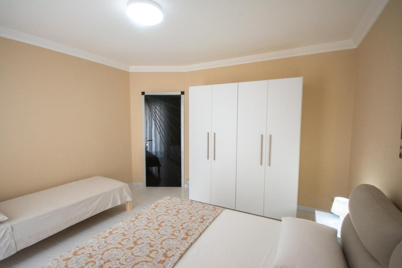 Al Vecchio Fontanile Bed & Breakfast Лезина Екстериор снимка